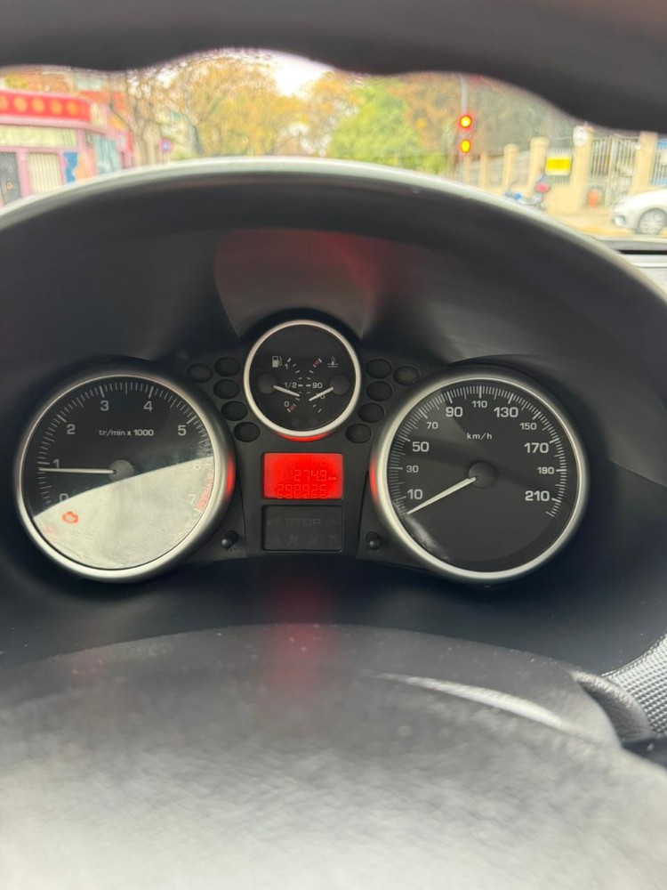 Peugeot 207 Active 1.4  75 CV — foto 7